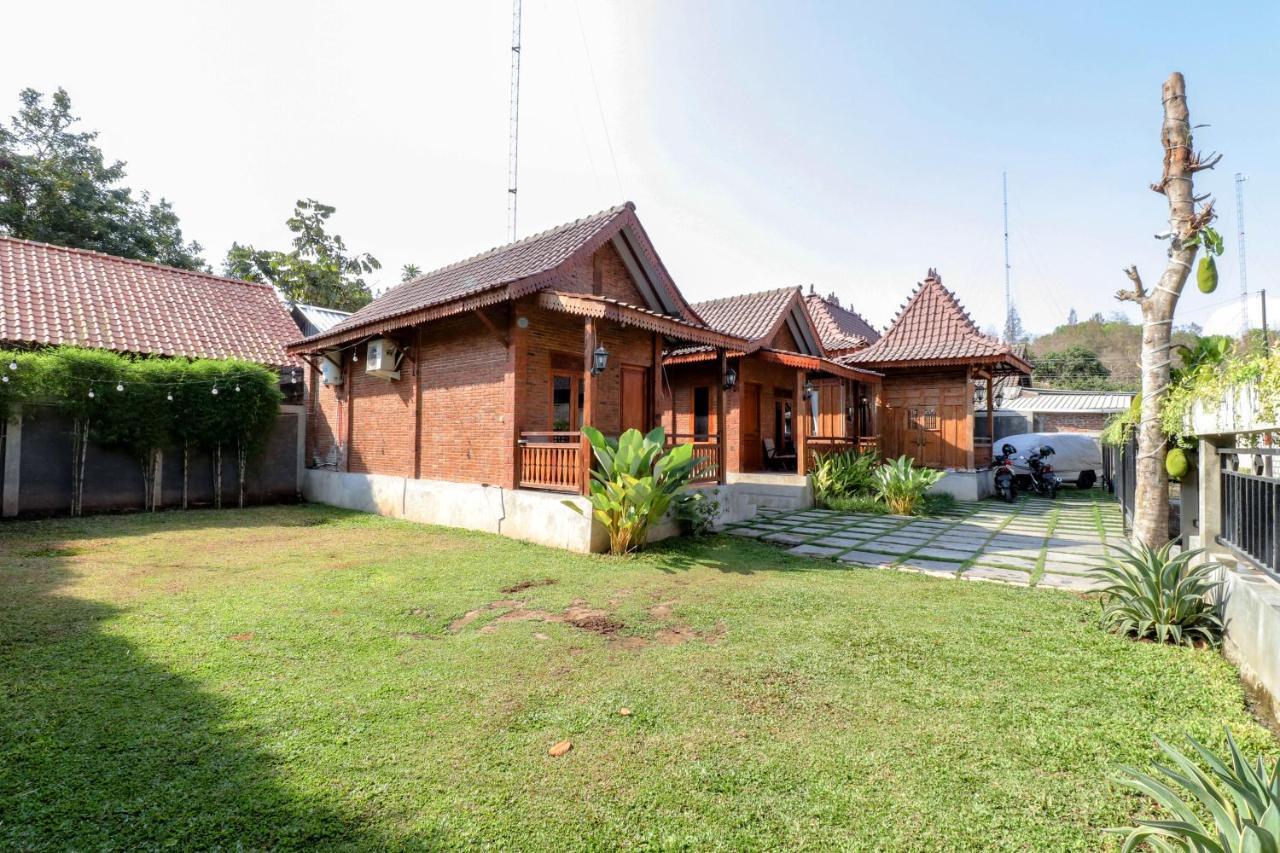 Omah Teras Bata Guesthouse 日惹 外观 照片